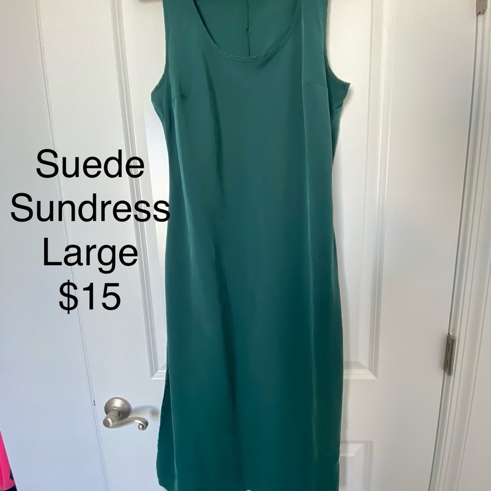 Elegant Green Sleeveless Dress